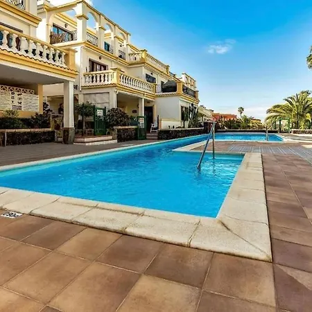 Ocean View With Pools * Адехе