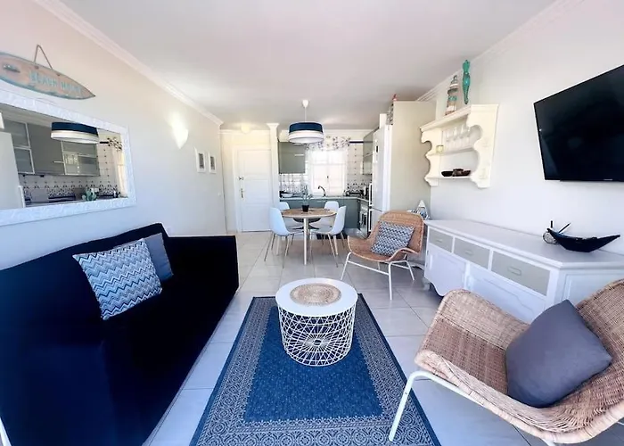 Ocean View With Pools Апартаменти *