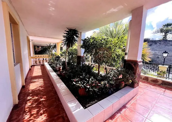 Ocean View With Pools Адехе