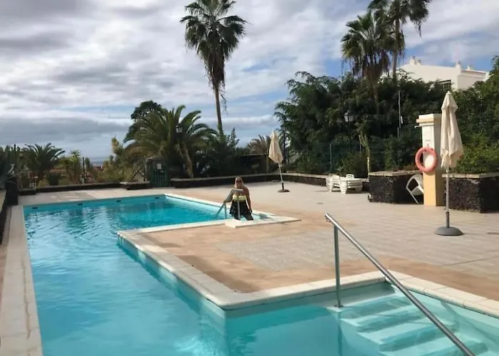 Ocean View With Pools Апартаменти Адехе