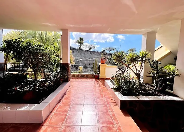 Апартаменти Ocean View With Pools