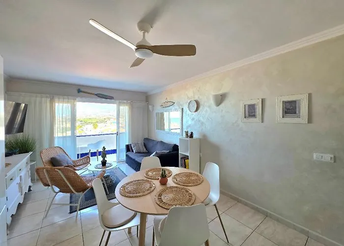 Ocean View With Pools Апартаменты *