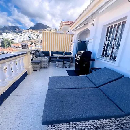 Ocean View With Pools Appartement *