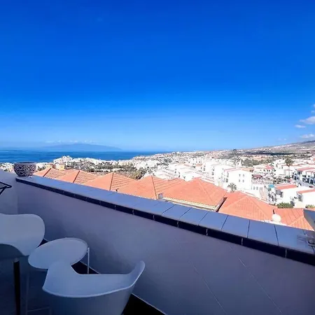Ocean View With Pools Appartement