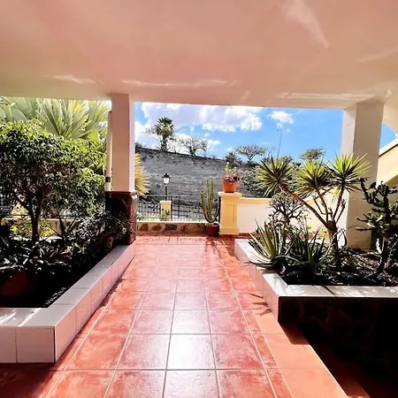Appartamento Ocean View With Pools