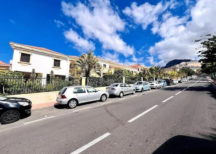 Ocean View With Pools Apartamento *