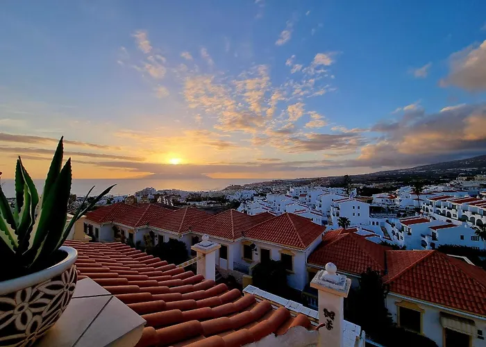 Ocean View With Pools Apartamento